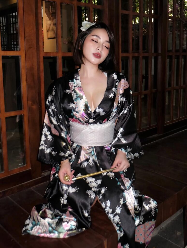 Selebgram Hot Seksi Terbaru Hari Ini by Mainaku